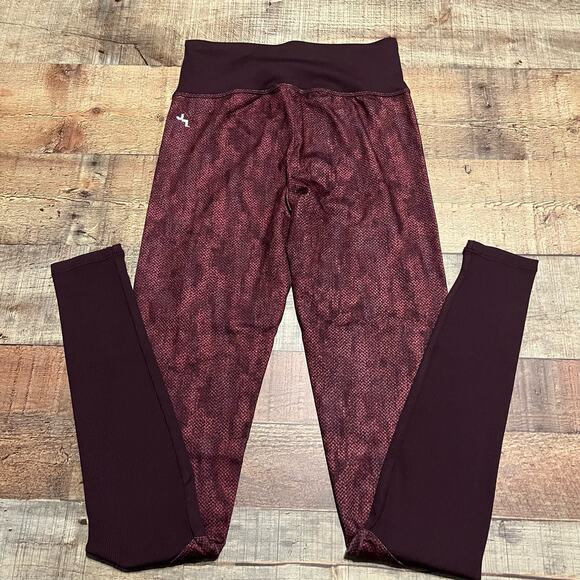 JoyLab BUNDLE 2 Women's Black & Red Reptile Print Athletic Leggings Sz XS Gym - Picture 8 of 8